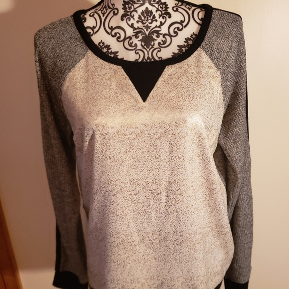 Apt. 9 Tops - APT 9 Womans Top